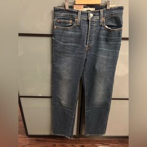 Levi's Wedgie Straight Jeans Crop - size 27 waist